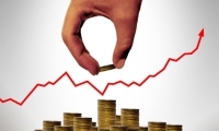 技术分析网站Economiescom最新观点认为，现货银价短期承压回落，下方关键支撑2370美元盎司